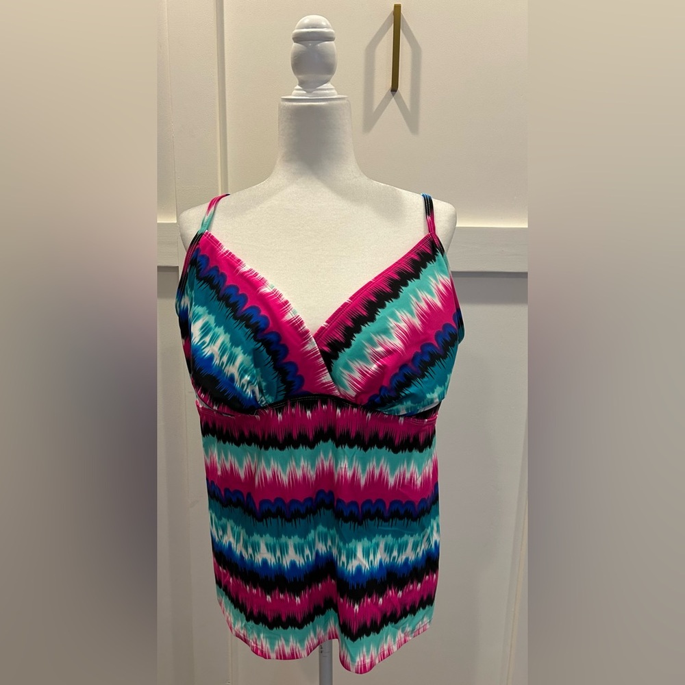 Vibrant Multicolor Bathing Suit Tankini Top